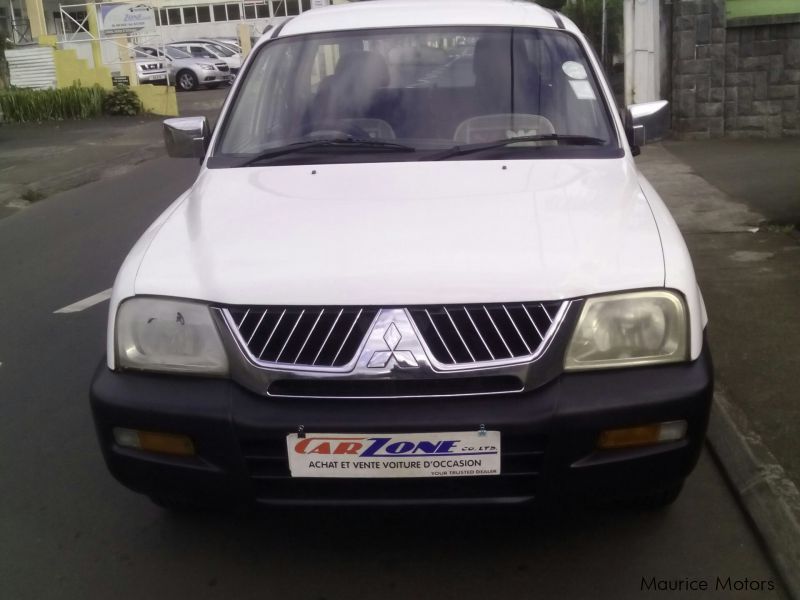 Mitsubishi L200 D/cab 4x2 in Mauritius