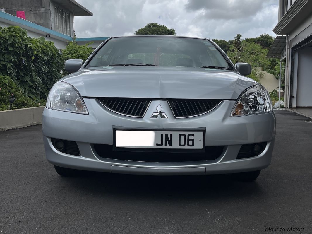 Mitsubishi Lancer GLX in Mauritius