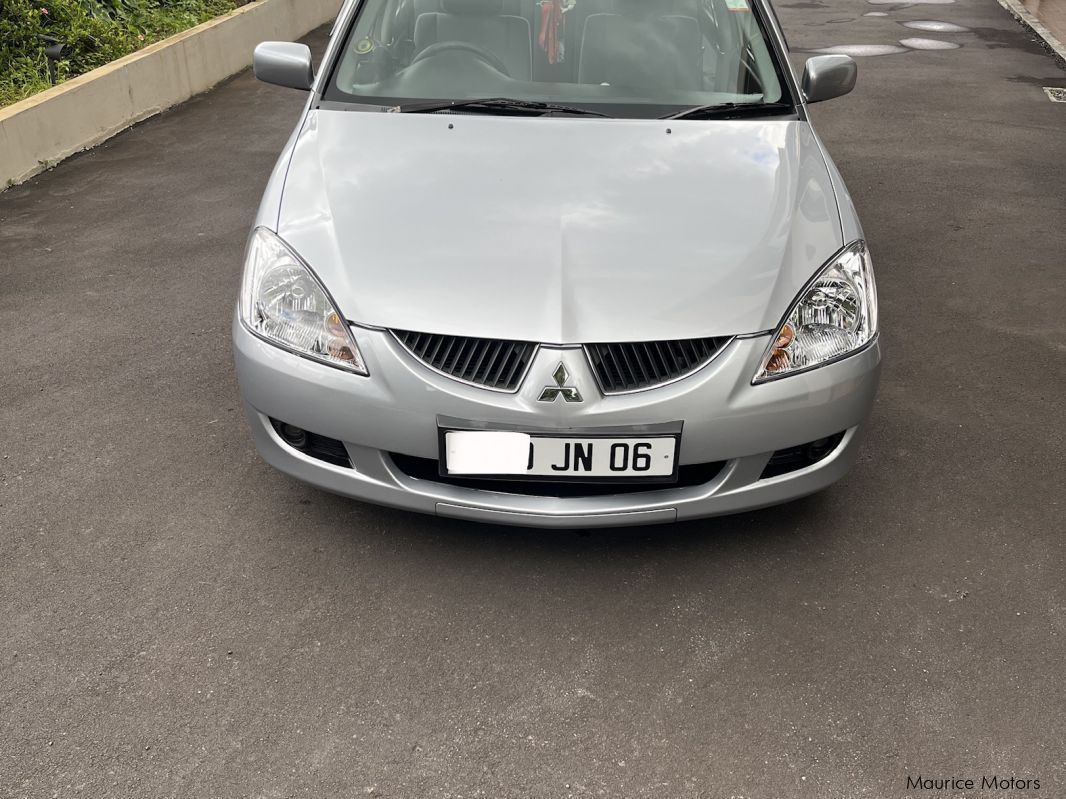 Mitsubishi Lancer GLX in Mauritius