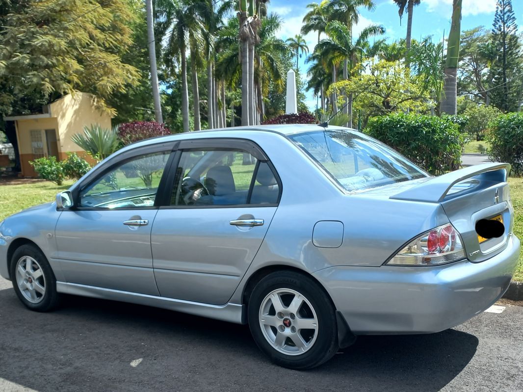Mitsubishi Lancer in Mauritius