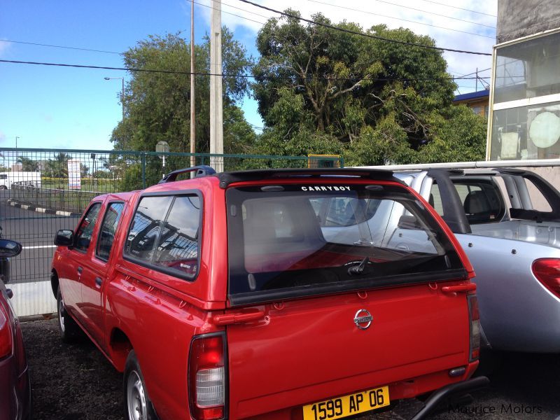 Nissan NAVARA - RED in Mauritius
