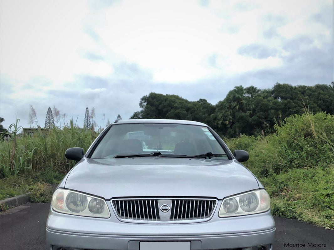 Nissan Sunny N17 in Mauritius