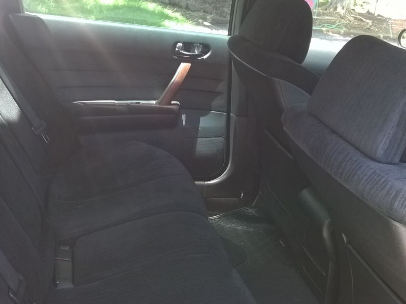 Nissan Teana J31 in Mauritius