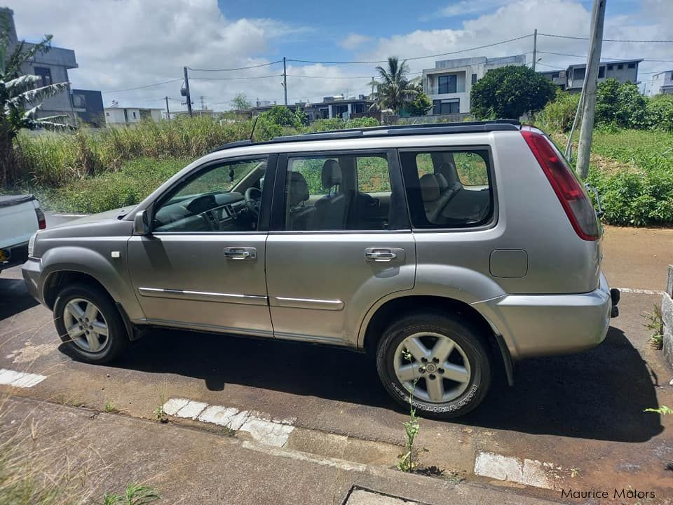 Nissan Xtrail in Mauritius