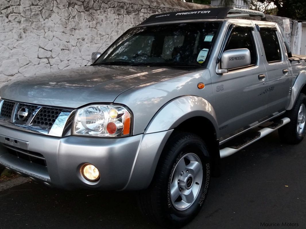 Nissan hardbody in Mauritius