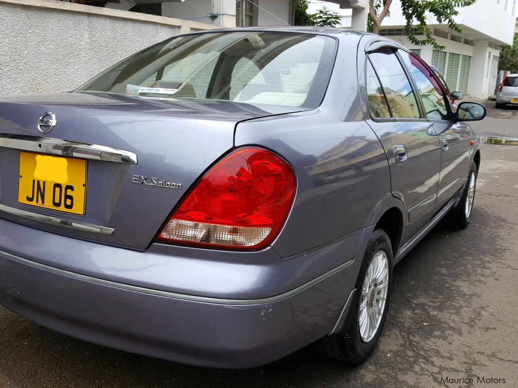 Nissan sunny N17 in Mauritius