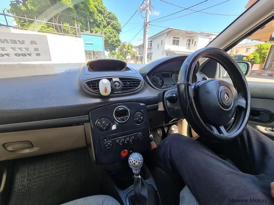Renault Clio 3 in Mauritius