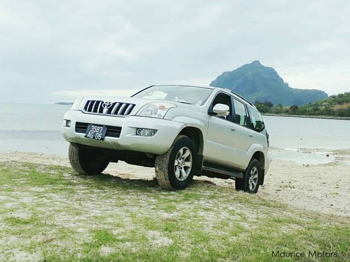 Toyota Land cruiser prado in Mauritius