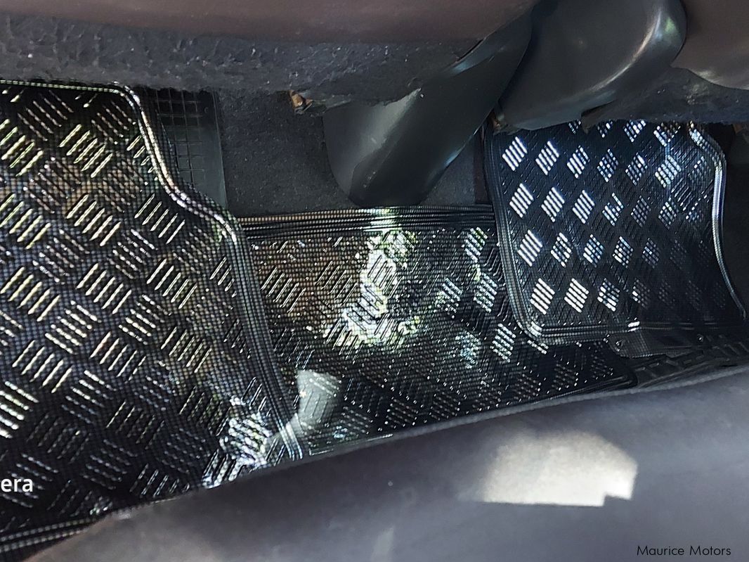 Used Toyota VITZ  2006 VITZ for sale  Mahebourg Toyota 