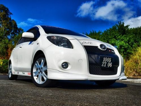 Toyota Vitz RS in Mauritius