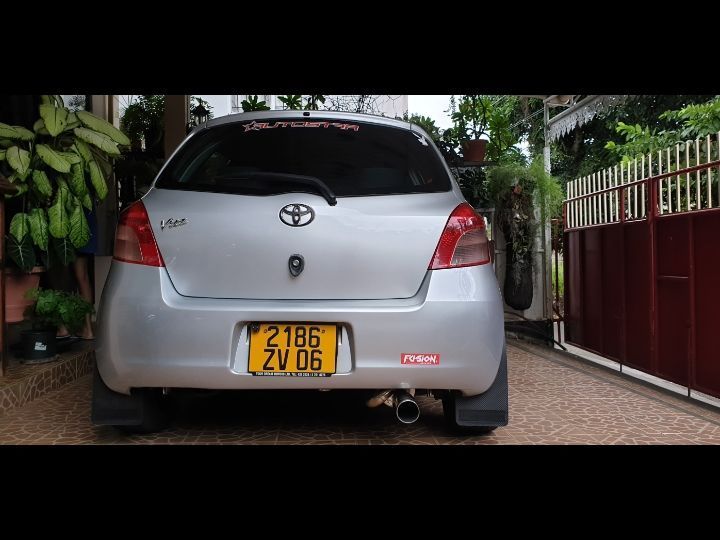 Toyota Vitz in Mauritius