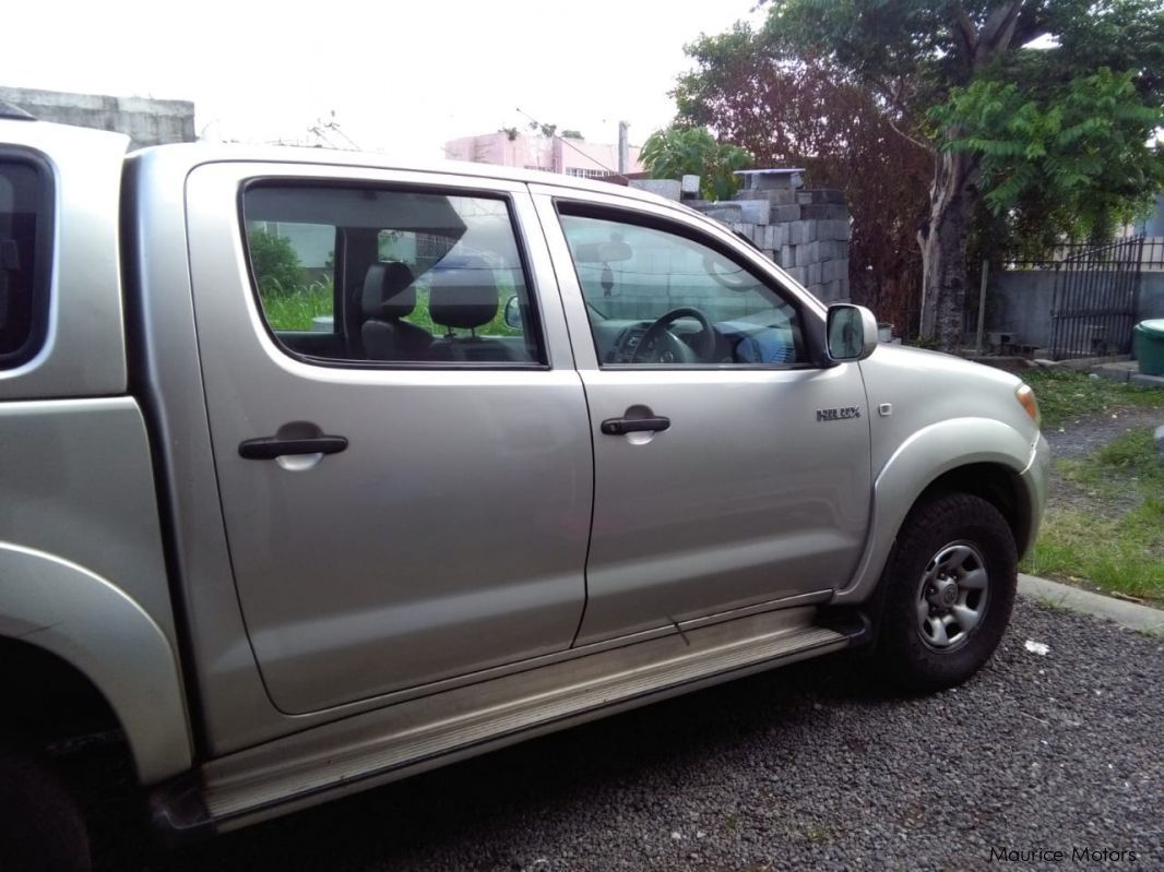 Toyota hillux in Mauritius