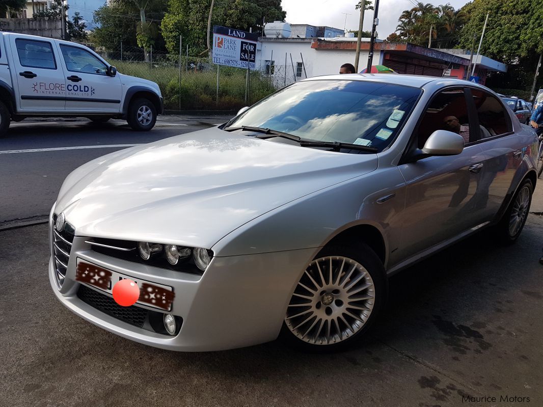 Alfa Romeo 159 Quadrifoglio JTS in Mauritius