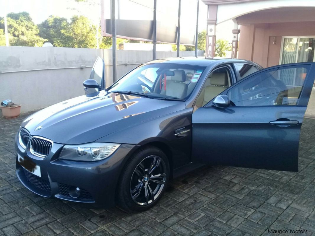 BMW 320 in Mauritius