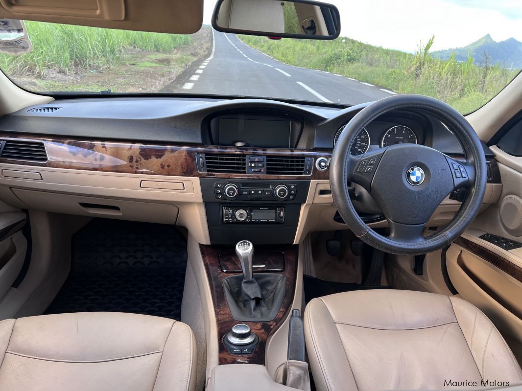 BMW 320i in Mauritius