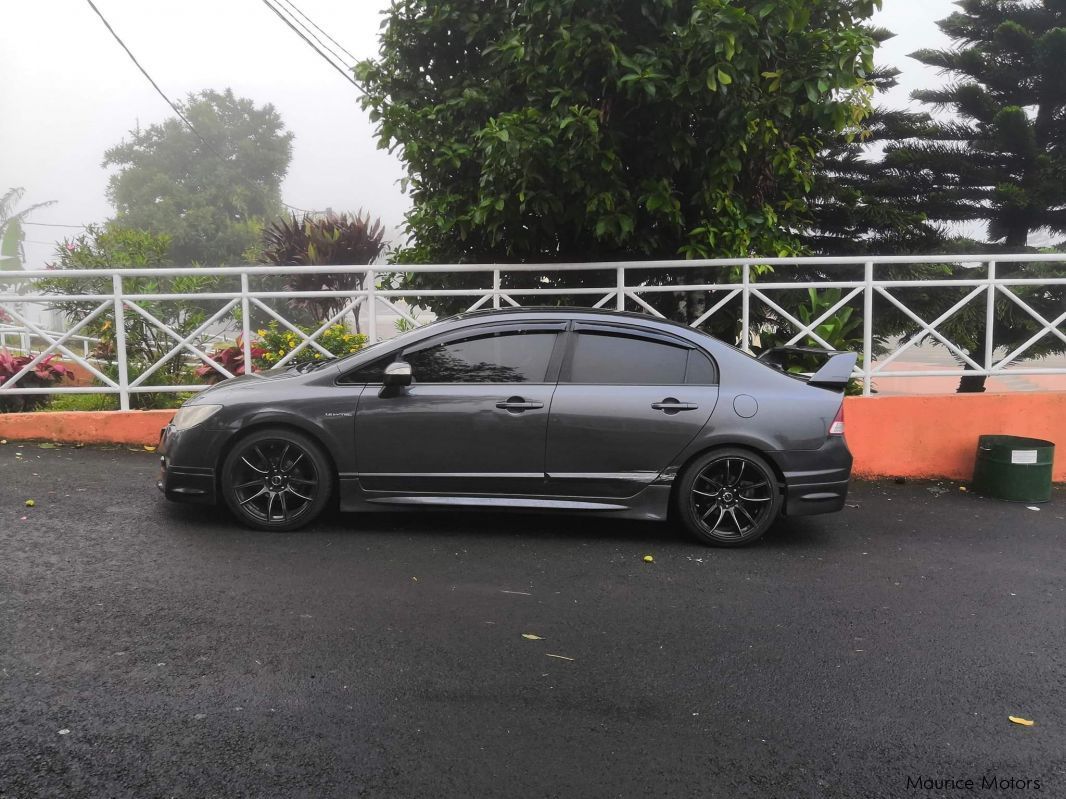 Honda Civic FD in Mauritius