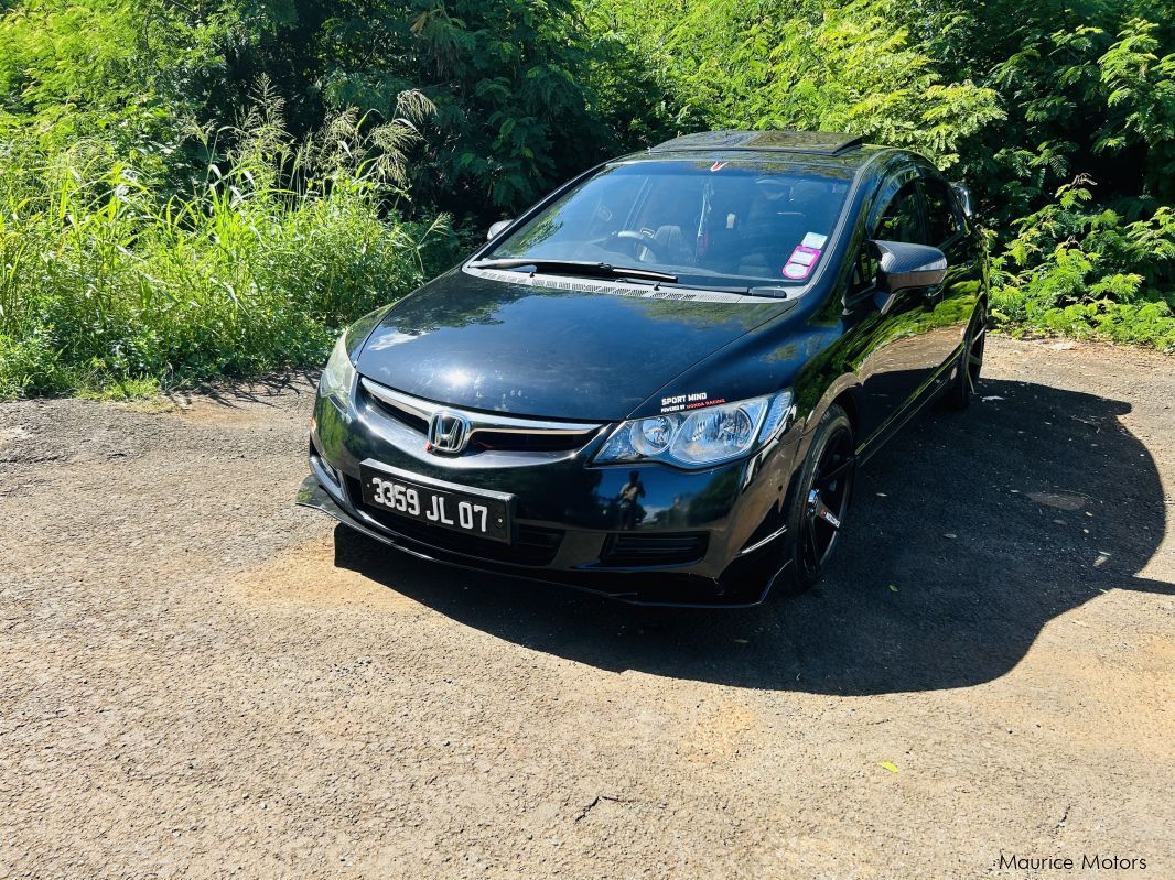 Honda Civic FD in Mauritius