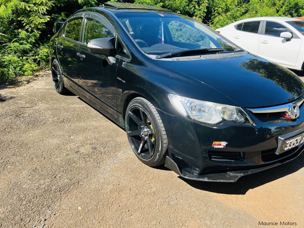 Honda Civic FD in Mauritius