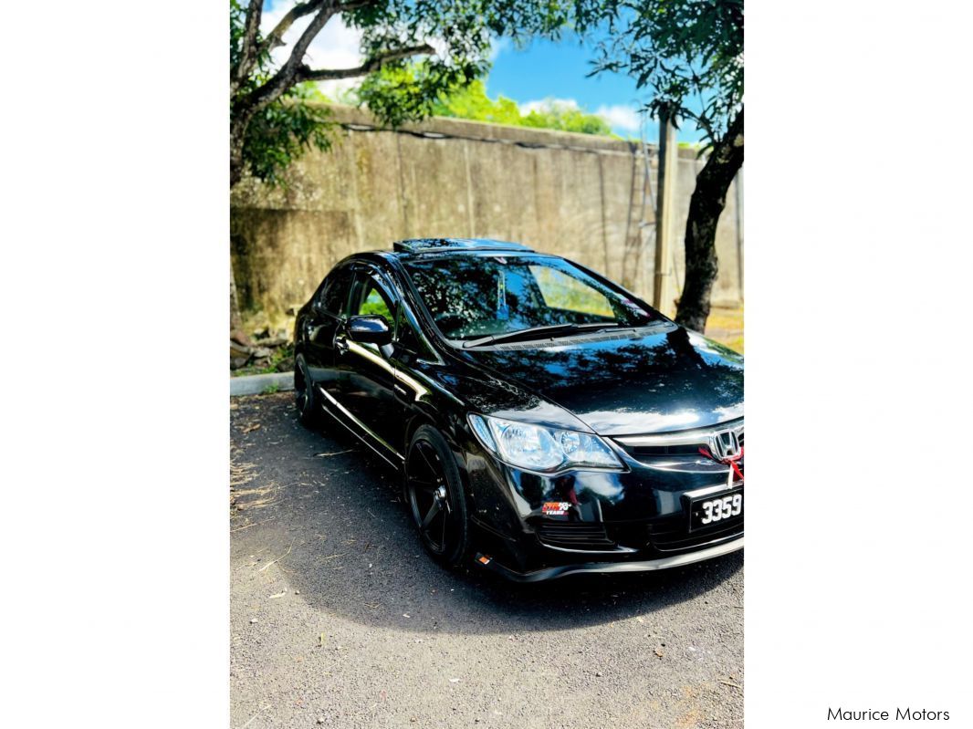 Honda Civic FD in Mauritius