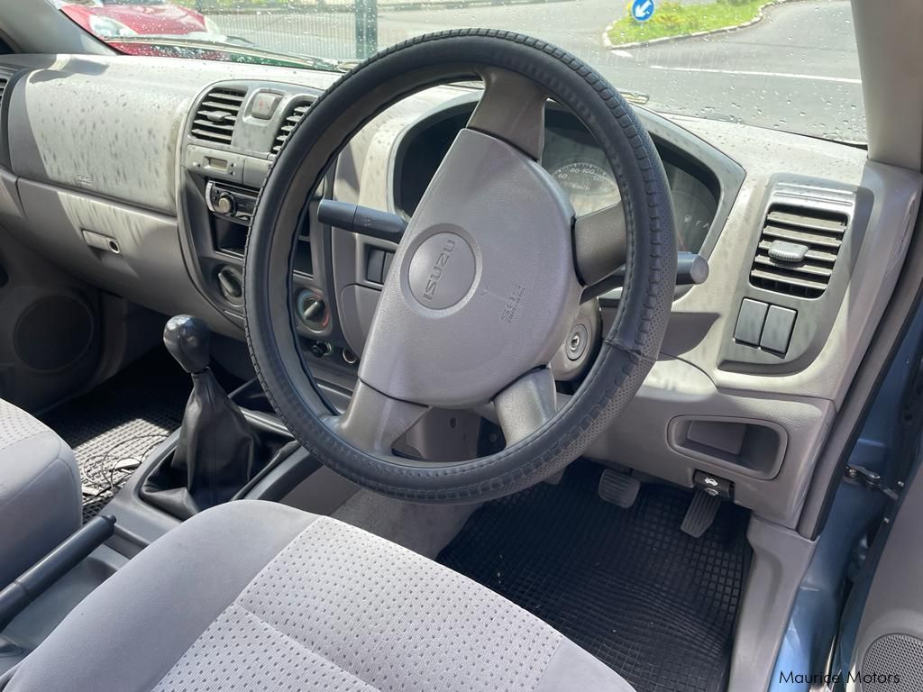 Isuzu D-max in Mauritius