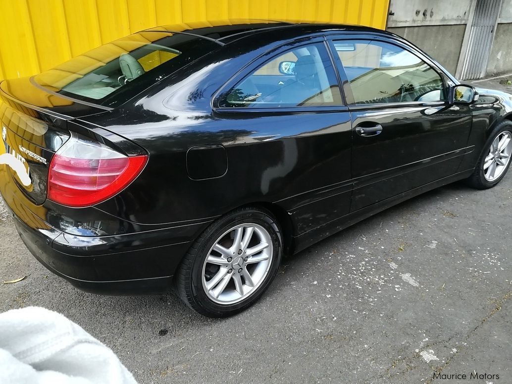 Mercedes-Benz C200 K Kompressor in Mauritius