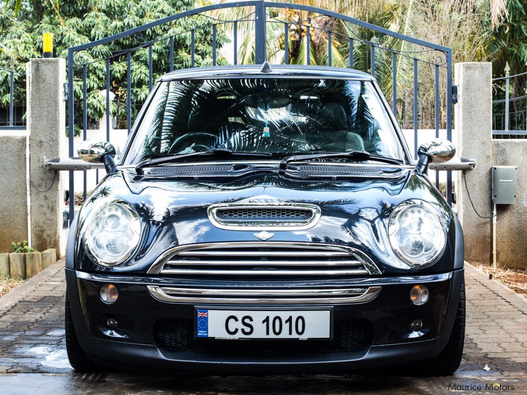 Mini Cooper S Cabrio in Mauritius