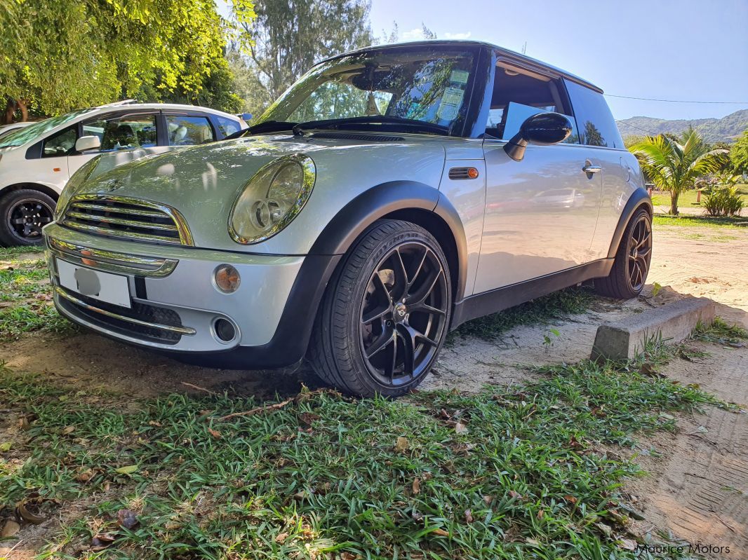 Mini Cooper in Mauritius