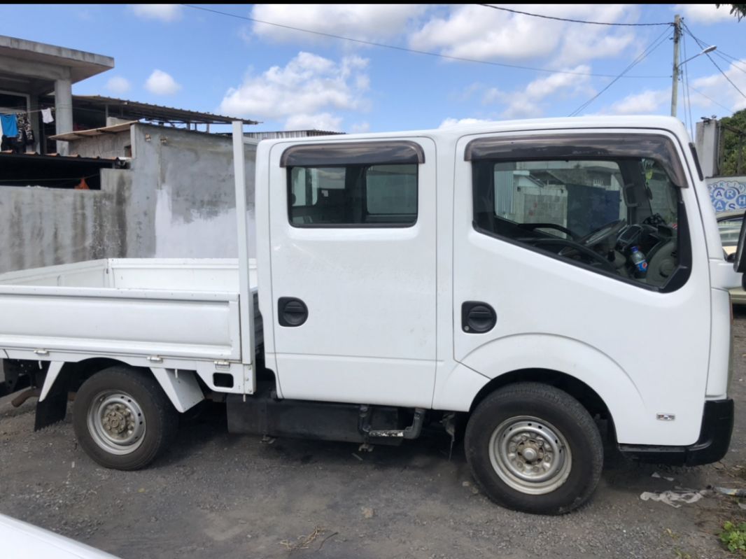 Nissan модель atlas