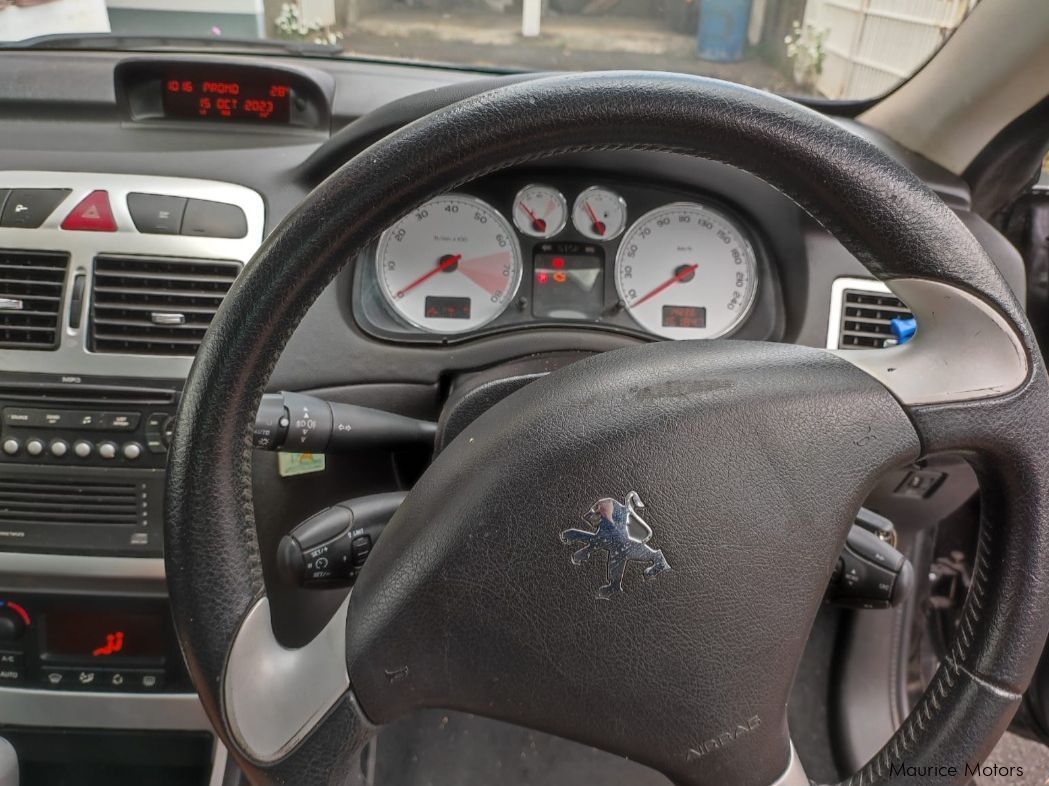 Peugeot 307 CC in Mauritius