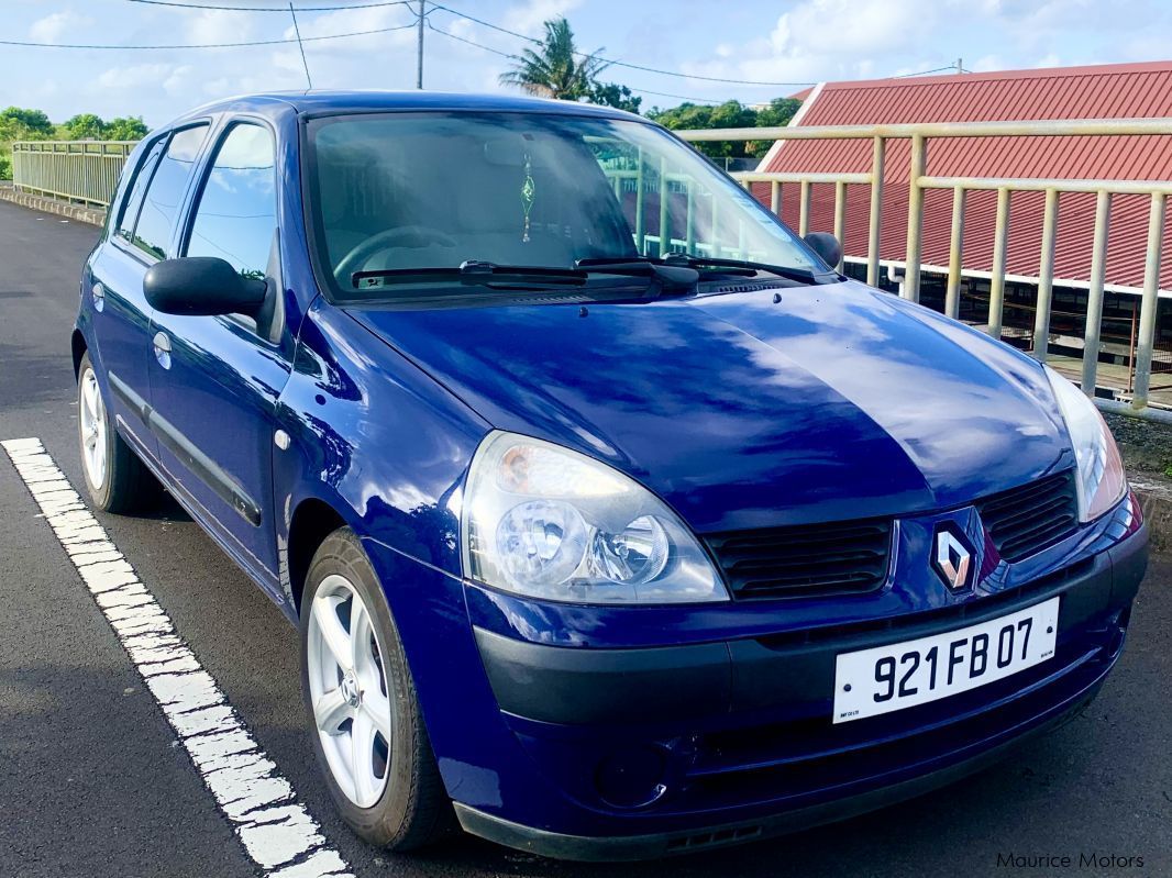 Renault Clio Campus in Mauritius