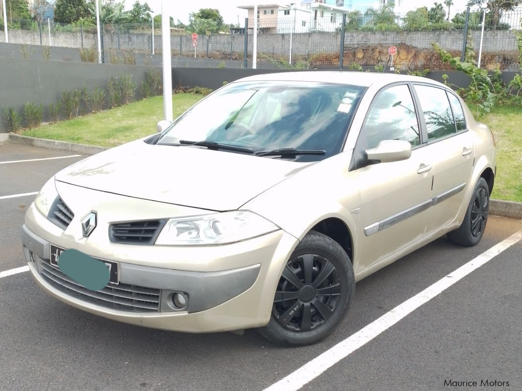 Renault Megane 2 in Mauritius