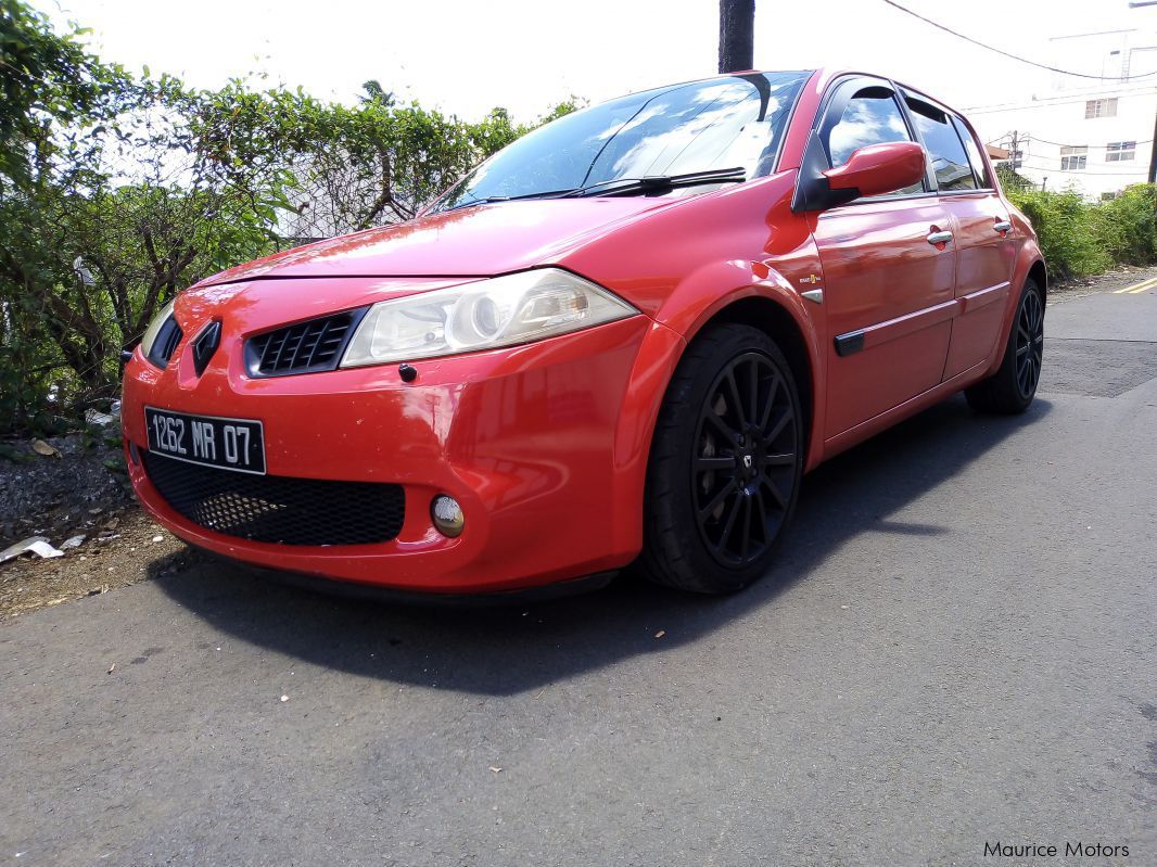 Renault Megane RS 225 in Mauritius