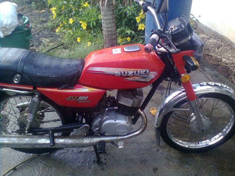 Suzuki AX100 in Mauritius