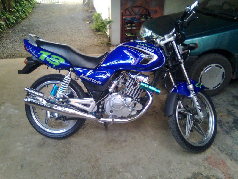 Suzuki EN125-2A in Mauritius