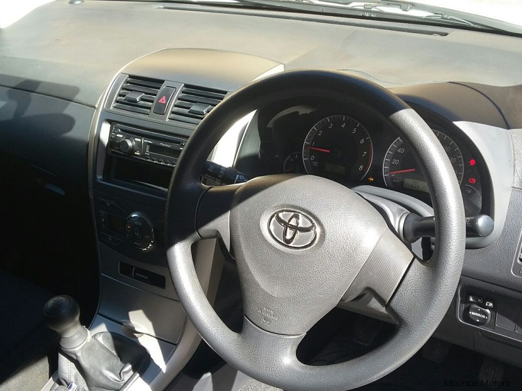 Toyota Corolla Fielder 1,5l in Mauritius