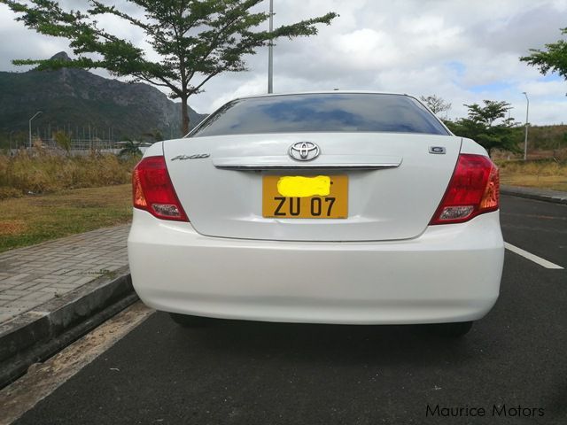 Toyota corolla Axio in Mauritius