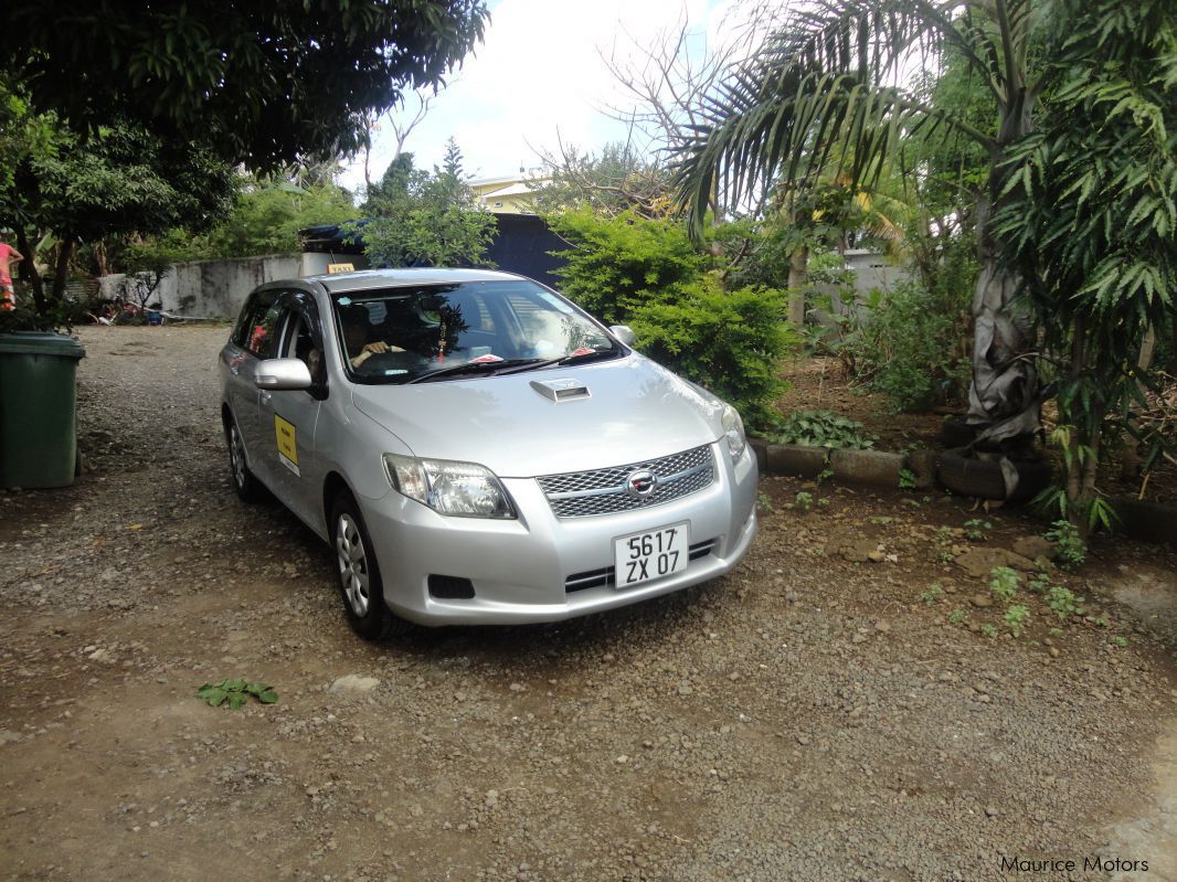 Toyota corolla fielder in Mauritius