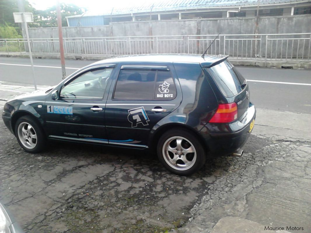 Volkswagen GOLF 4 in Mauritius