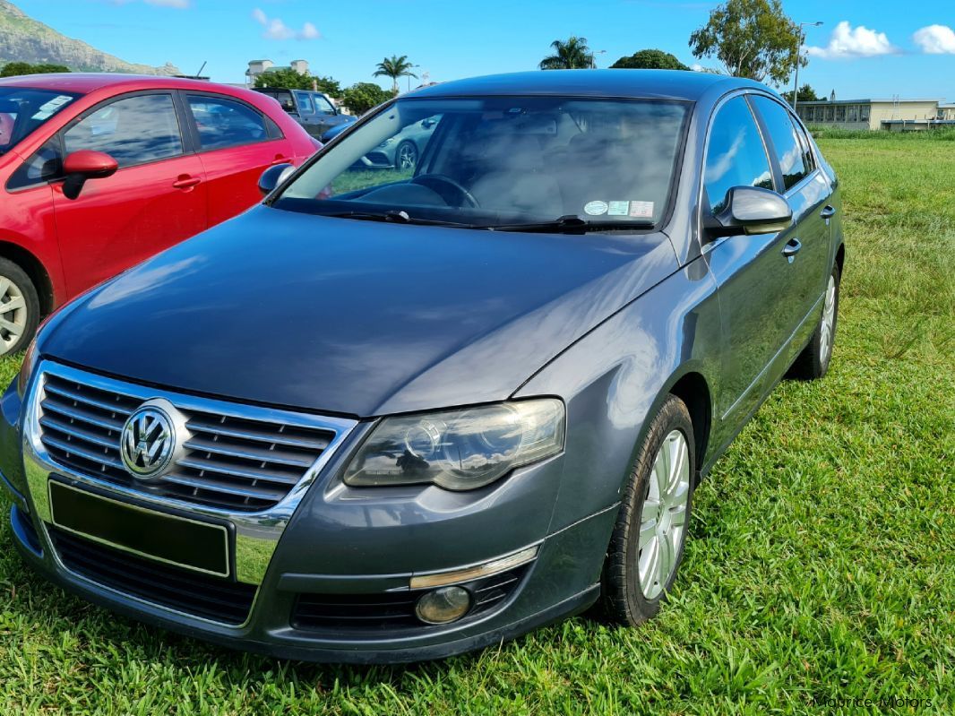 Volkswagen Passat 1.6 FSI in Mauritius