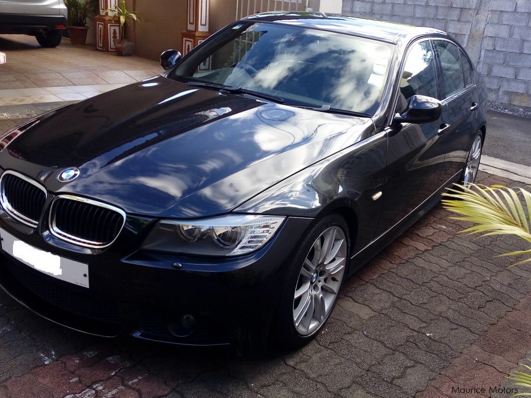 BMW 320D in Mauritius