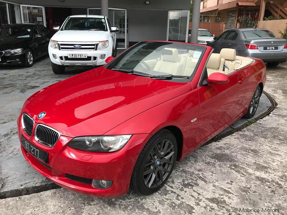 BMW 320i E93 Steptronic - MASERATI RED in Mauritius