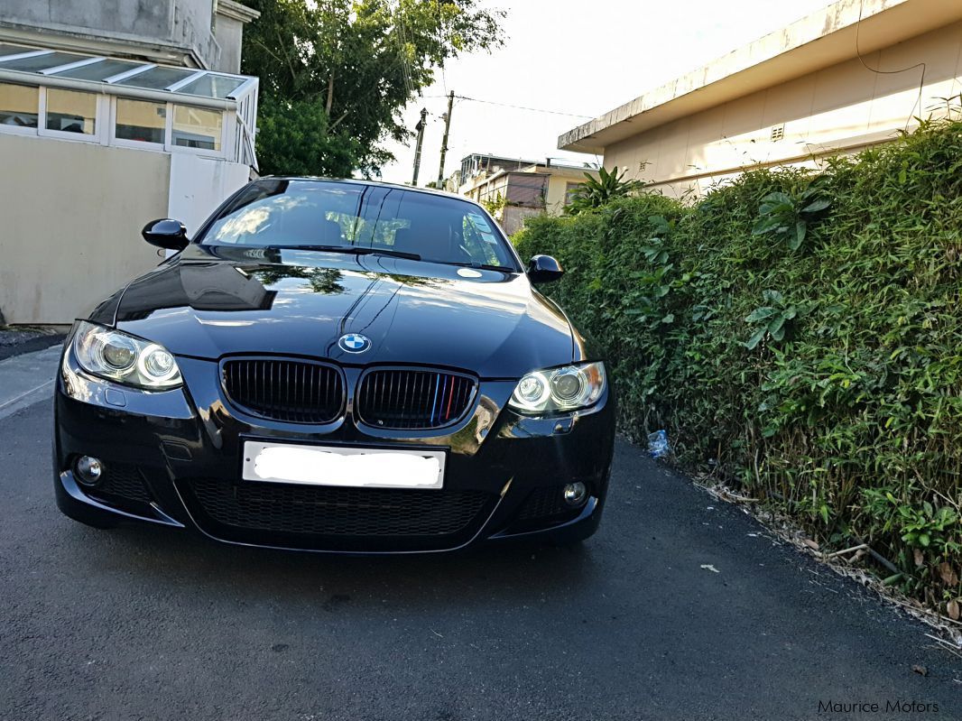 BMW 325i cabriolet in Mauritius