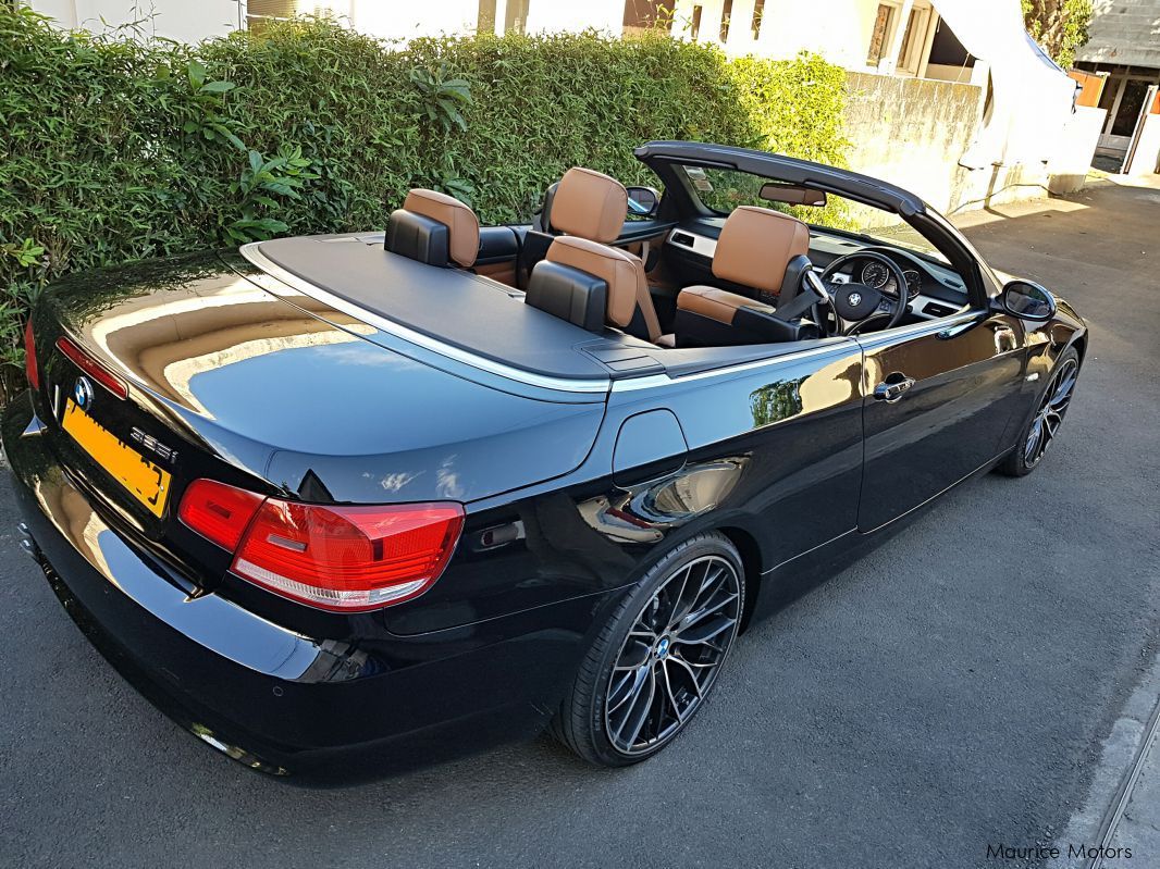 BMW 325i cabriolet in Mauritius