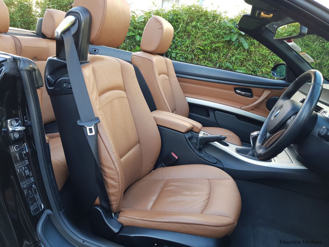 BMW 325i cabriolet in Mauritius