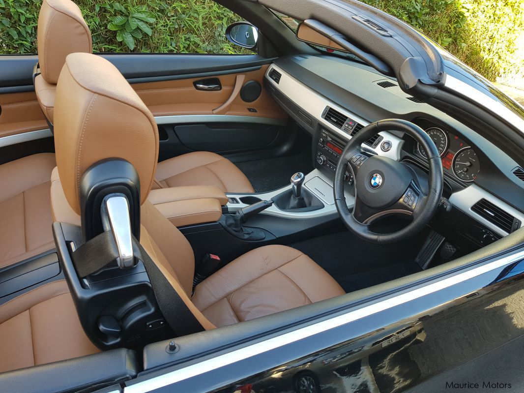 BMW 325i cabriolet in Mauritius