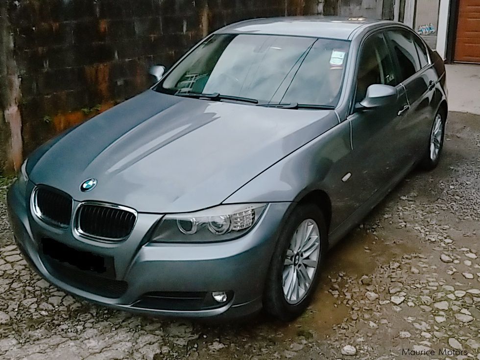 BMW 325i in Mauritius