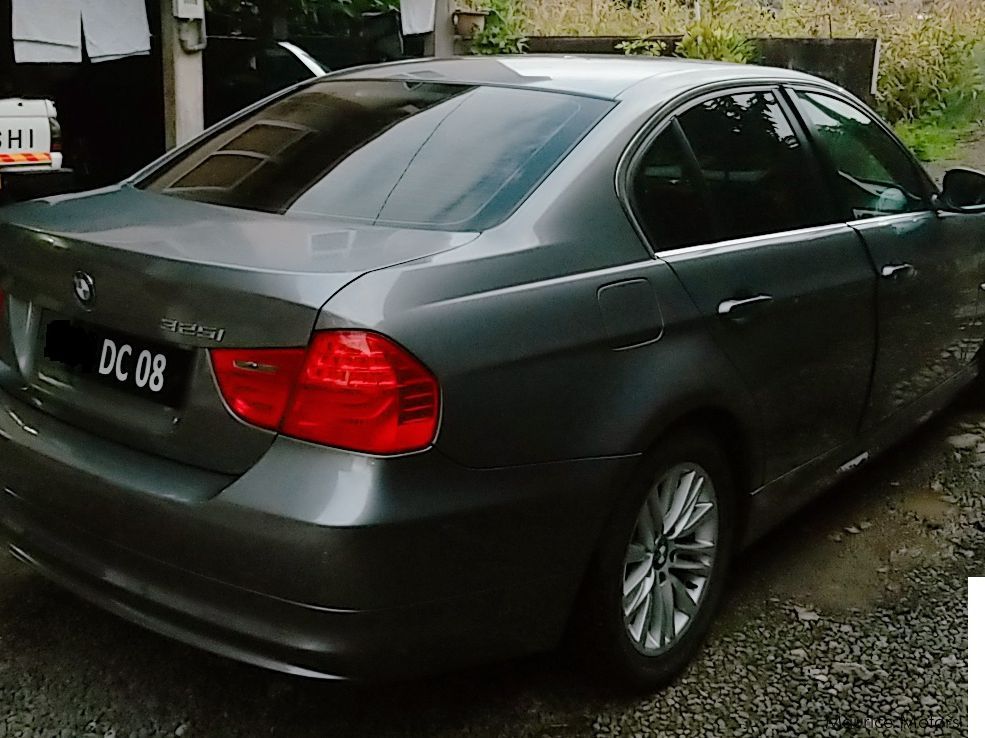 BMW 325i in Mauritius