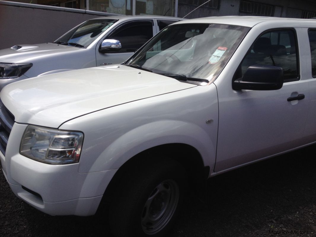 Ford RANGER - WHITE - TURBO in Mauritius
