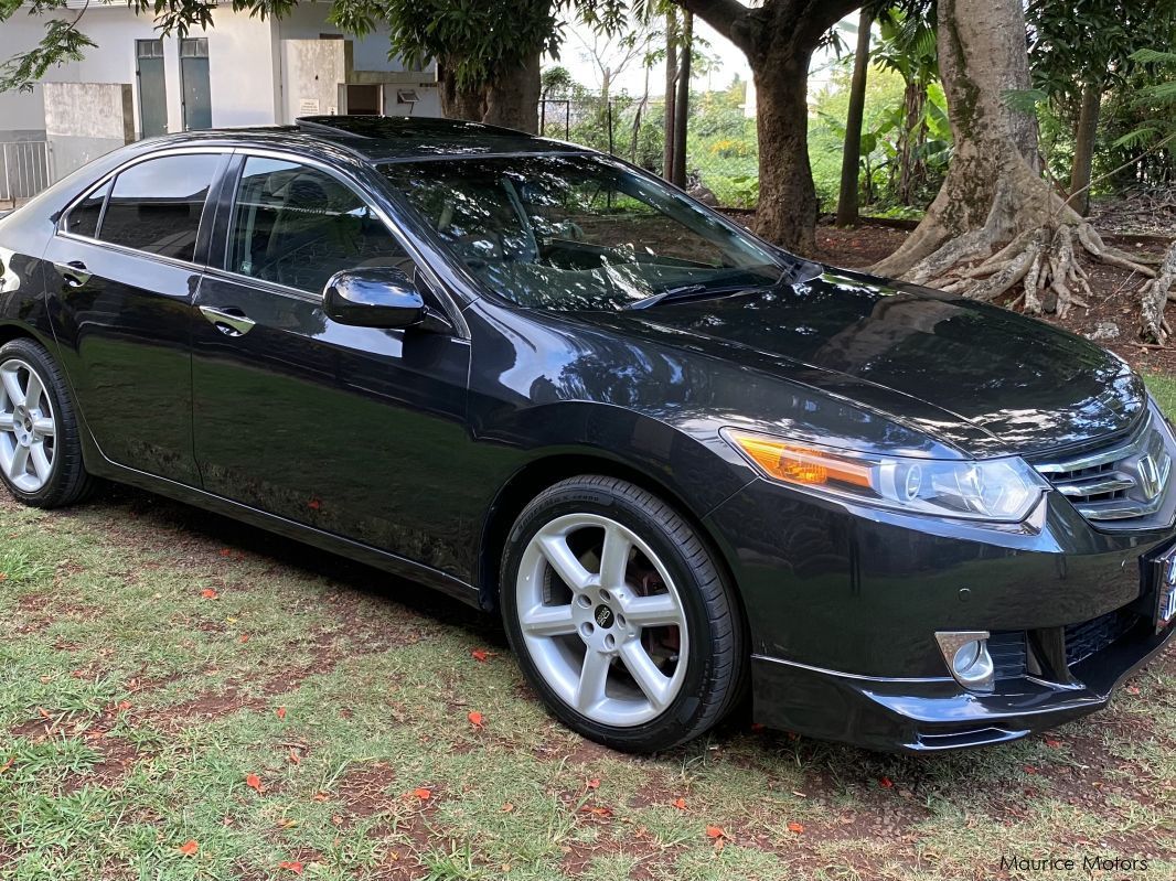 Honda Accord in Mauritius