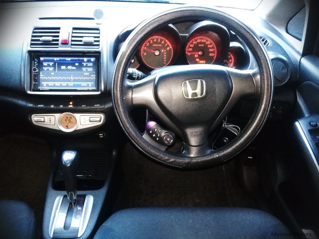 Honda Airwave 1.5L VTEC in Mauritius